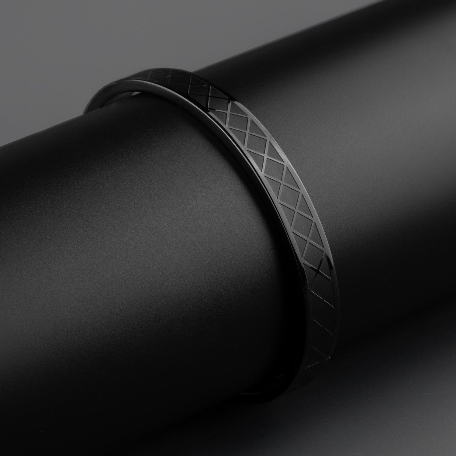 Caesar Oval Kada Bracelet