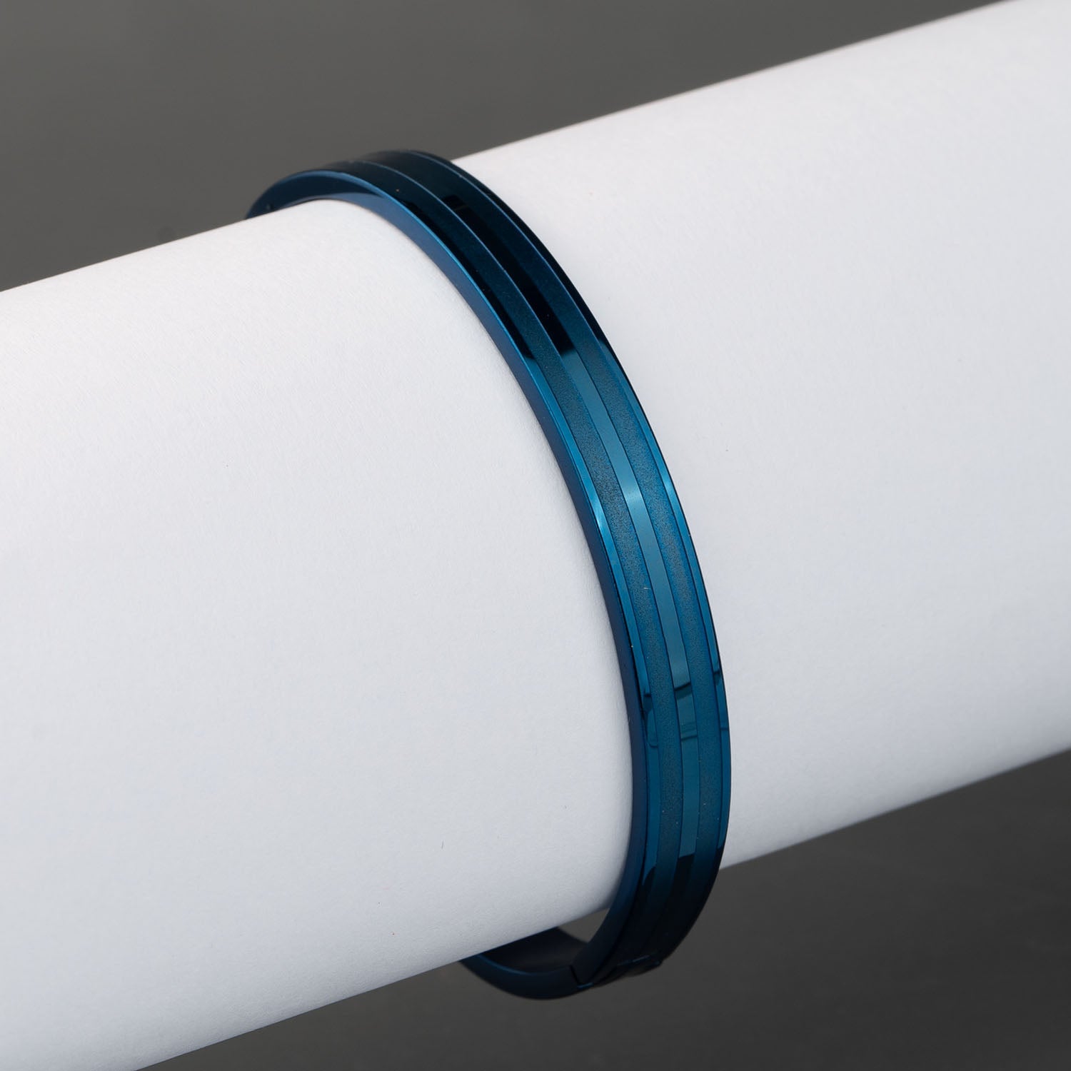 Claudius Oval Kada Bracelet