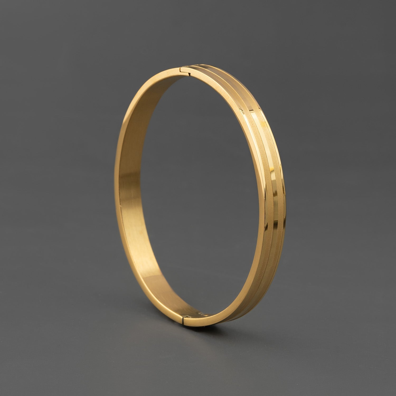 Claudius Oval Kada Bracelet