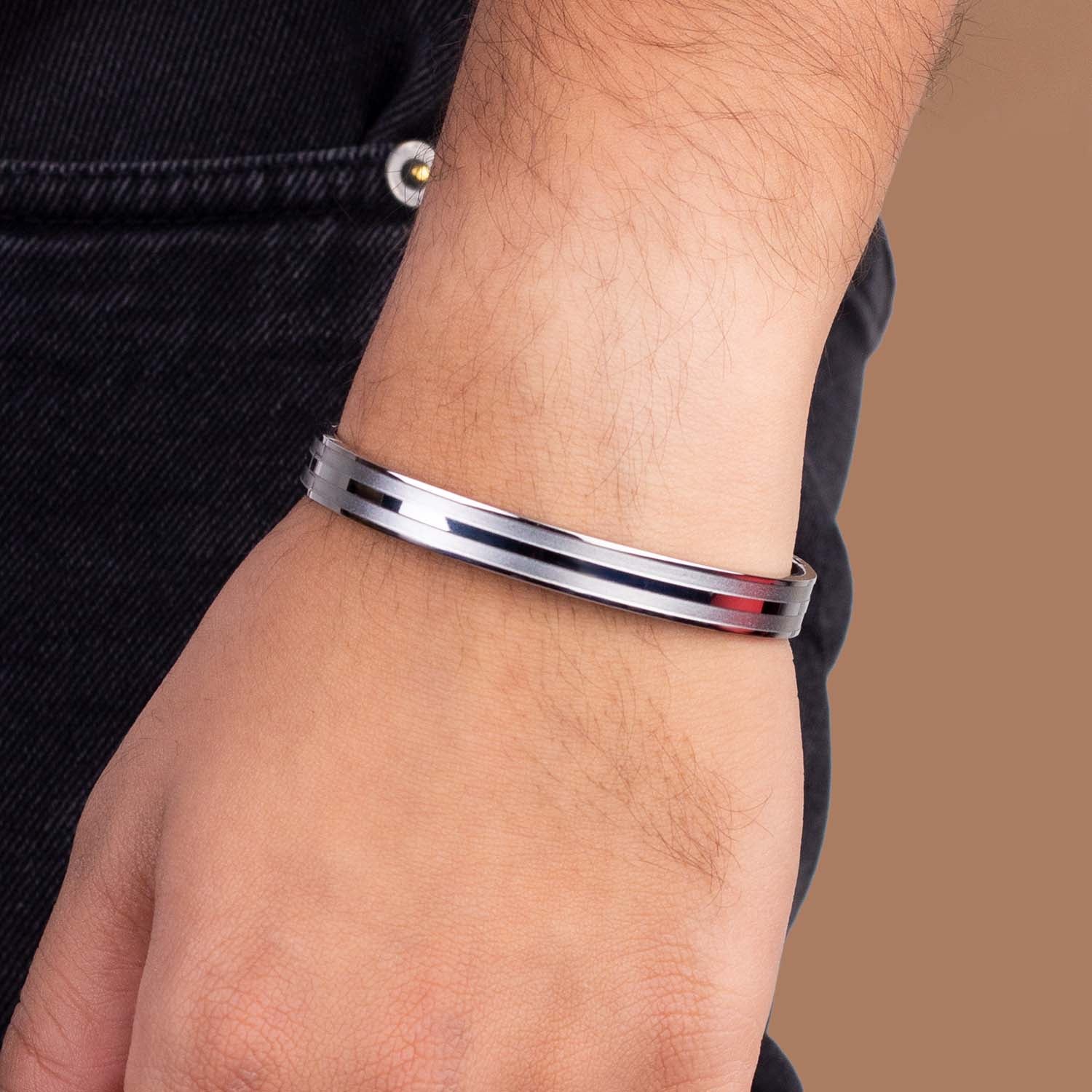 Claudius Oval Kada Bracelet