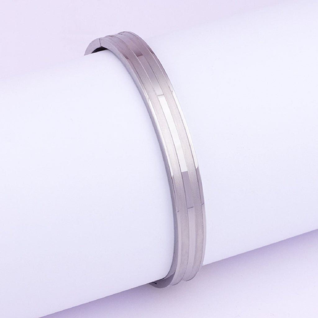 Claudius Oval Kada Bracelet