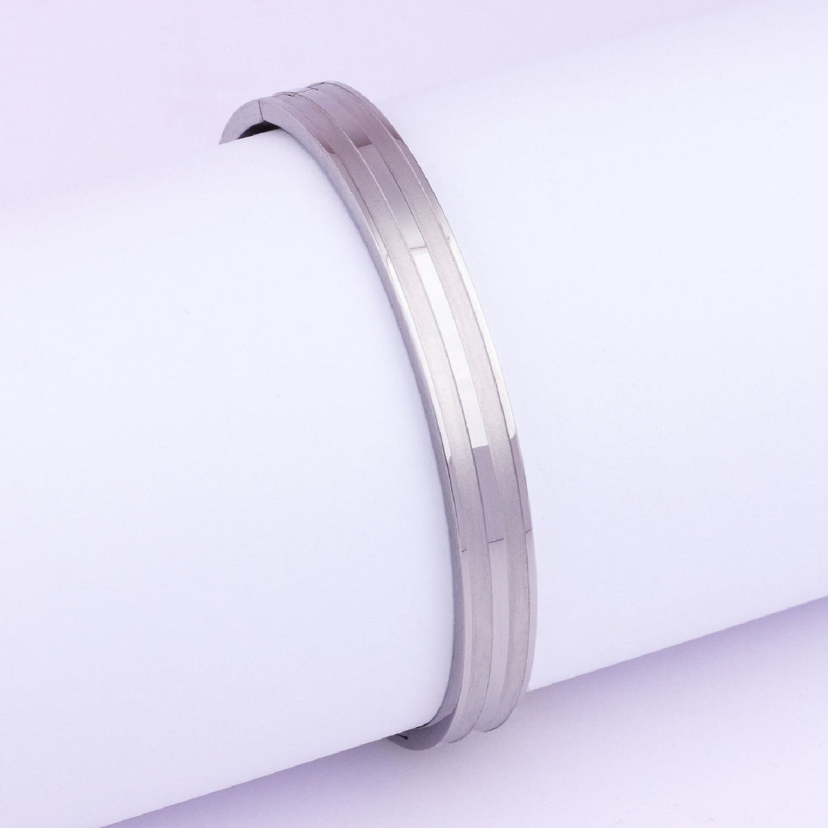 Claudius Oval Kada Bracelet
