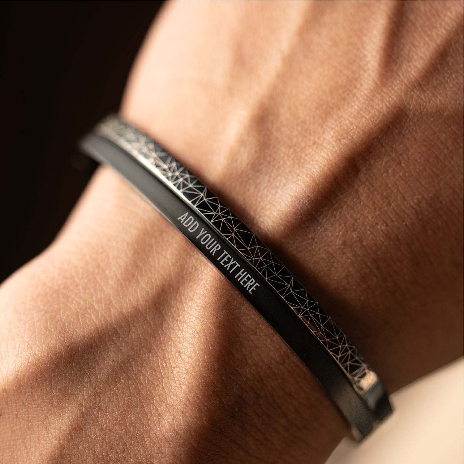 Delta Grid Oval Kada Bracelet
