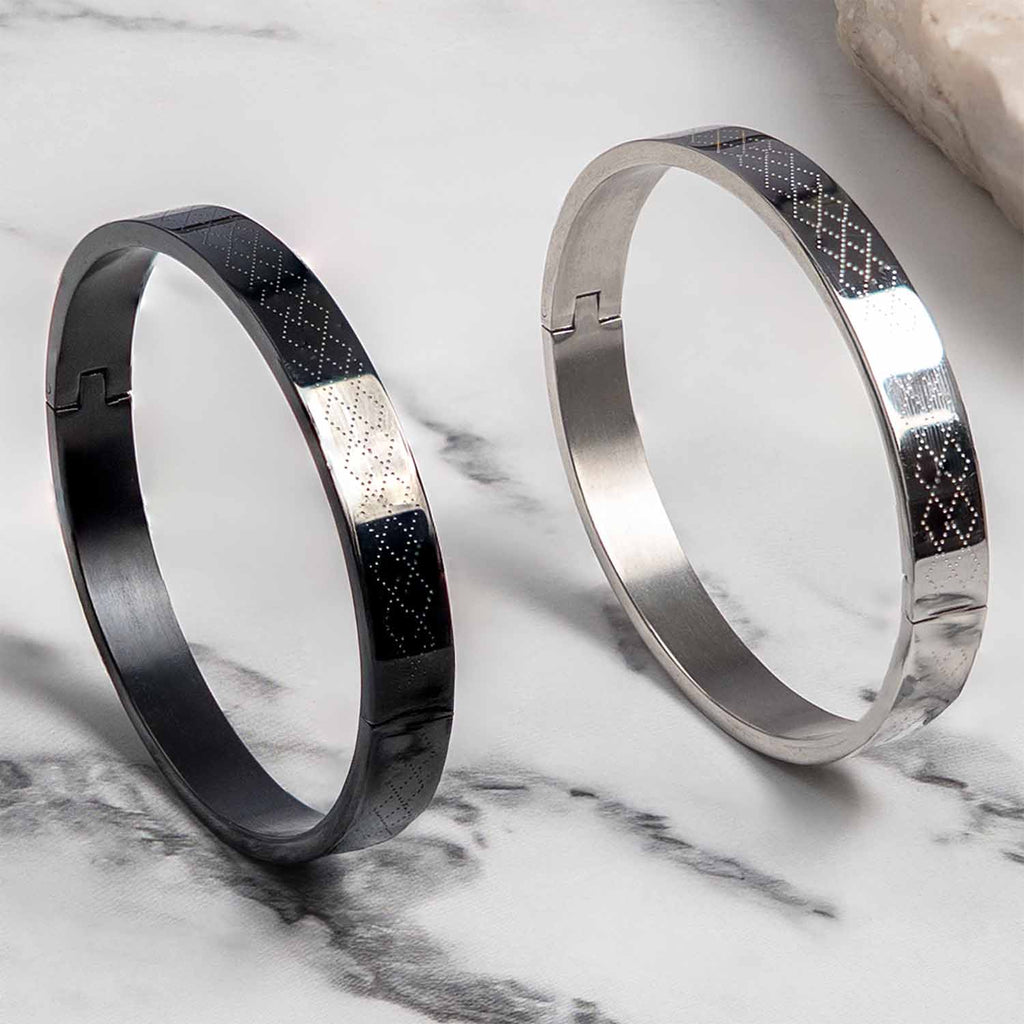 Eric Oval Bracelet