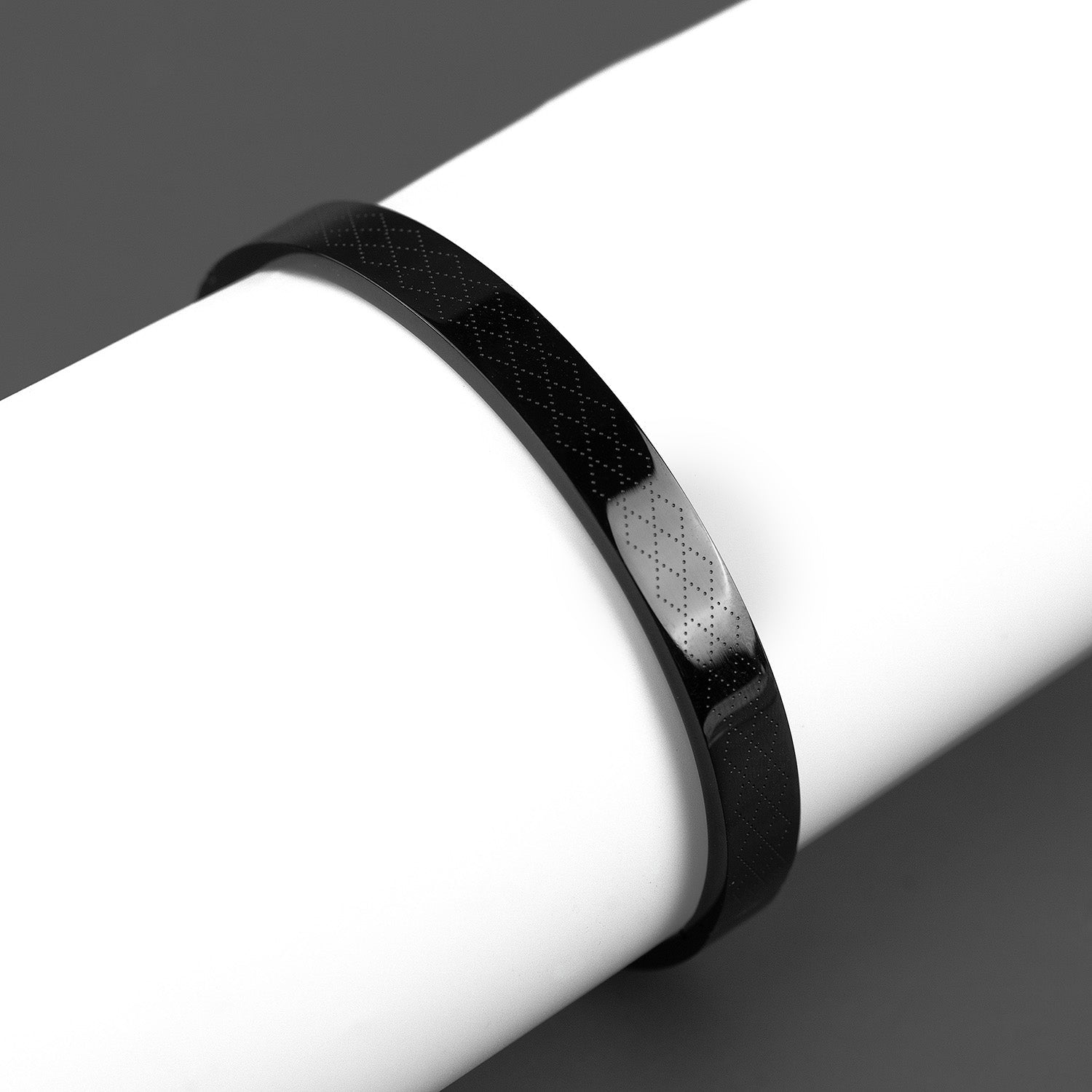 Eric Oval Bracelet