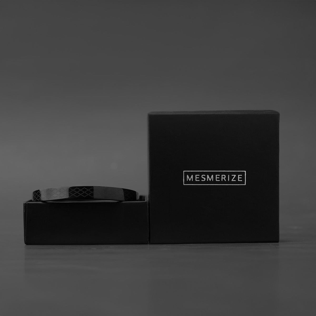 Eric Oval Bracelet