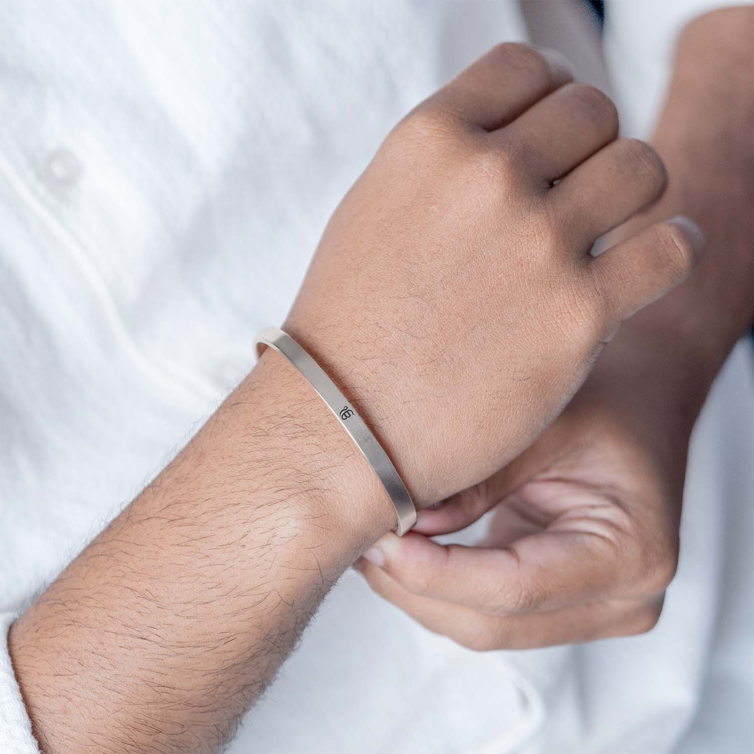 Ik Onkar Gloss Cuff Adjustable Bracelet