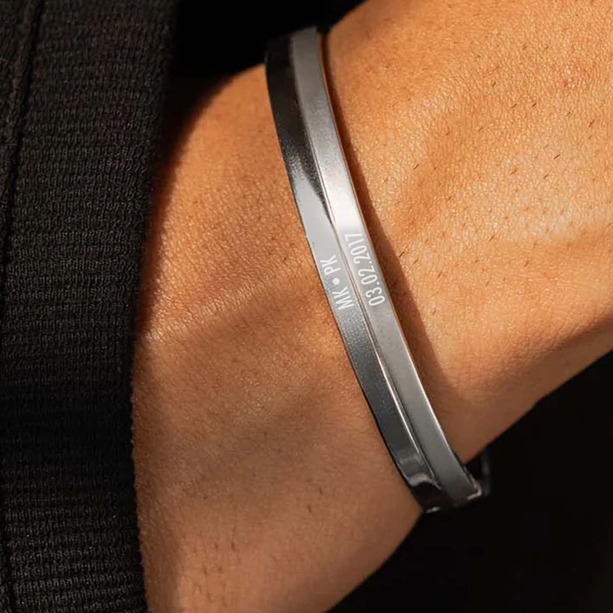 Dual Finish Oval Kada Bracelet