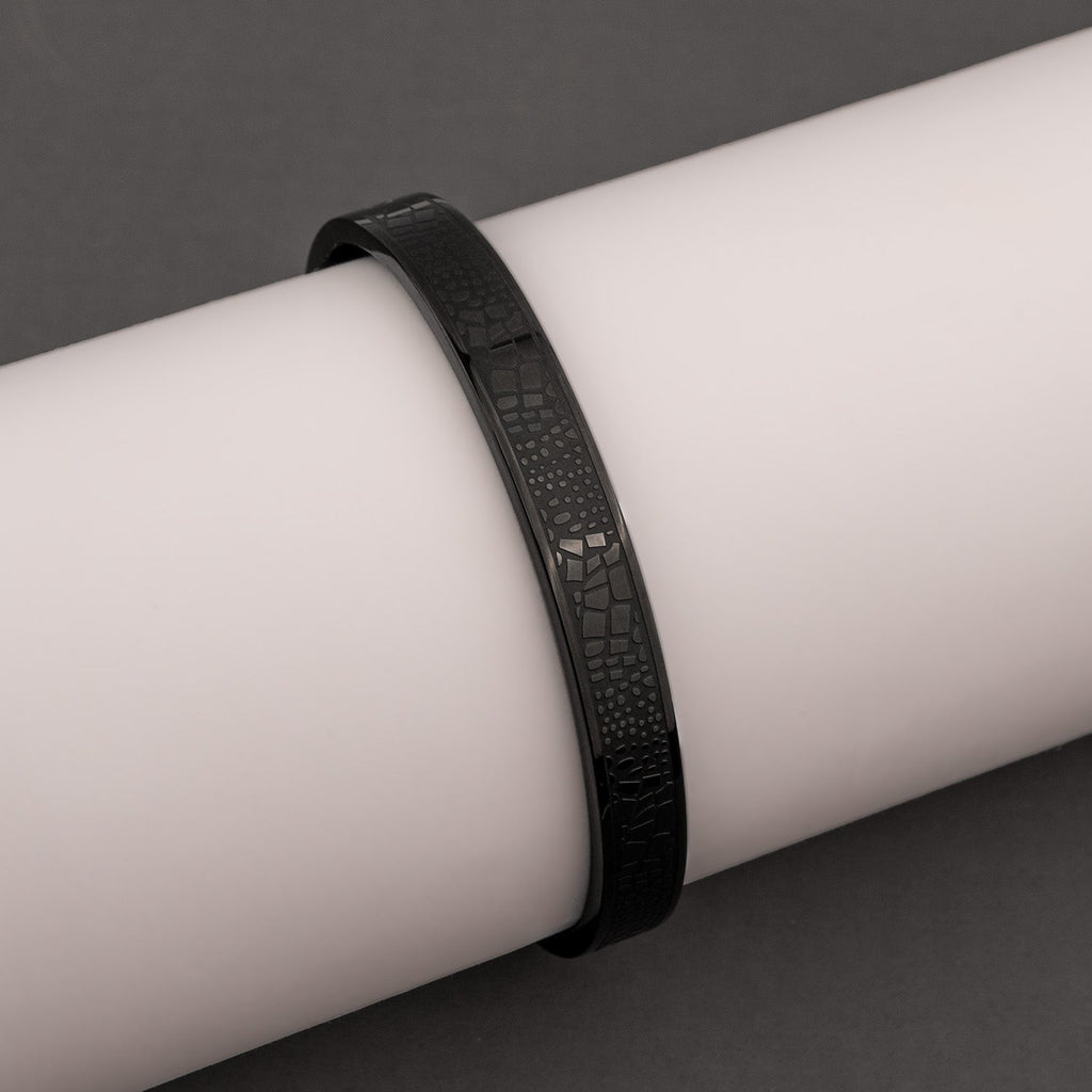 Dragon Scale Black Oval Bracelet