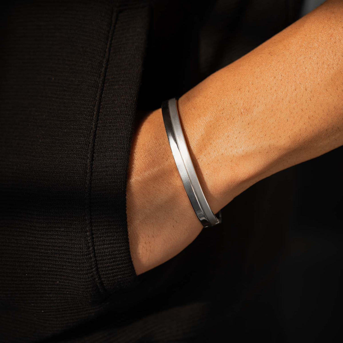 Dual Finish Oval Kada Bracelet
